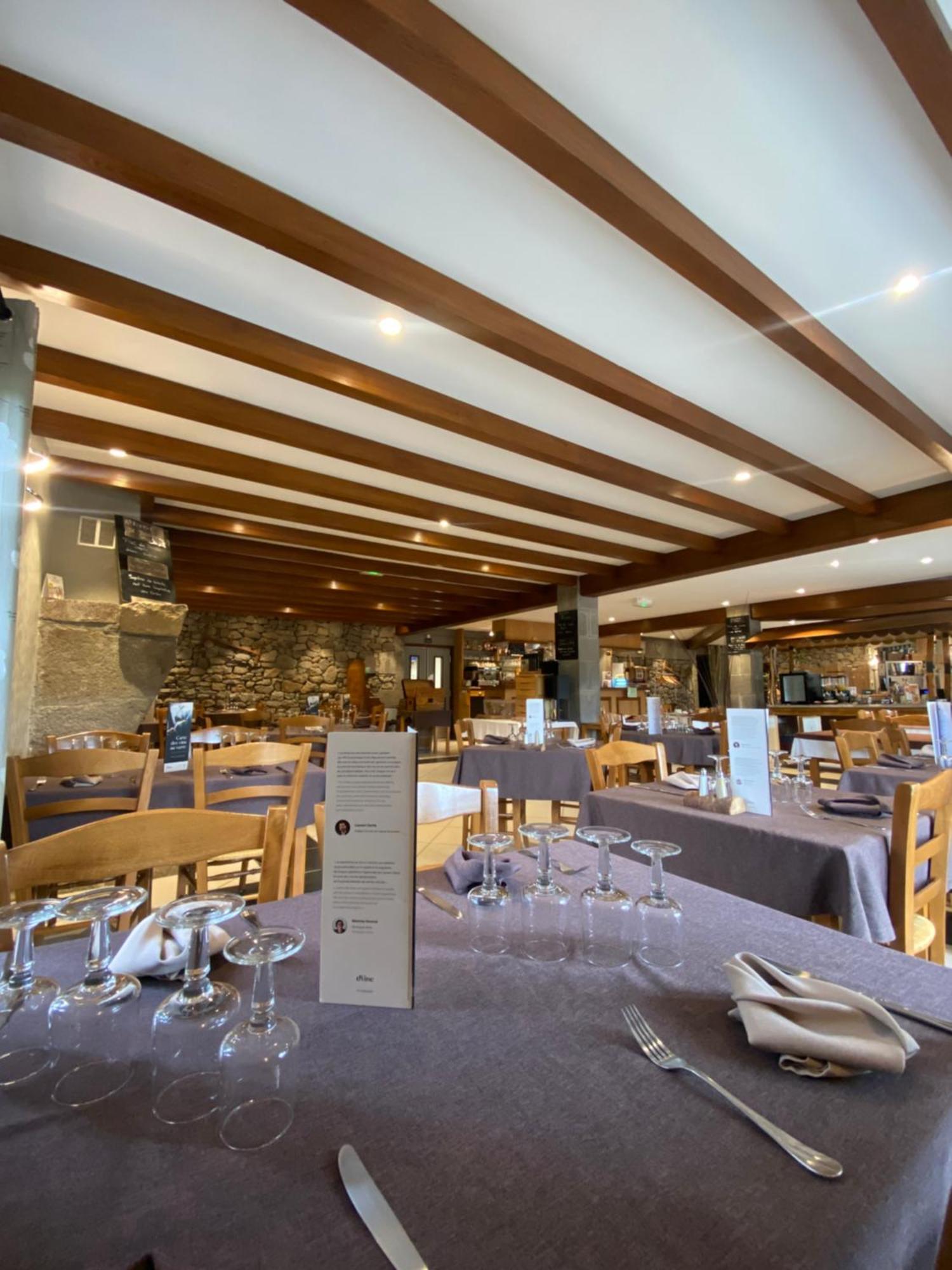 Logis Hotel Restaurant Auberge Du Bougnat Saint-Victor-la-Riviere Exterior foto